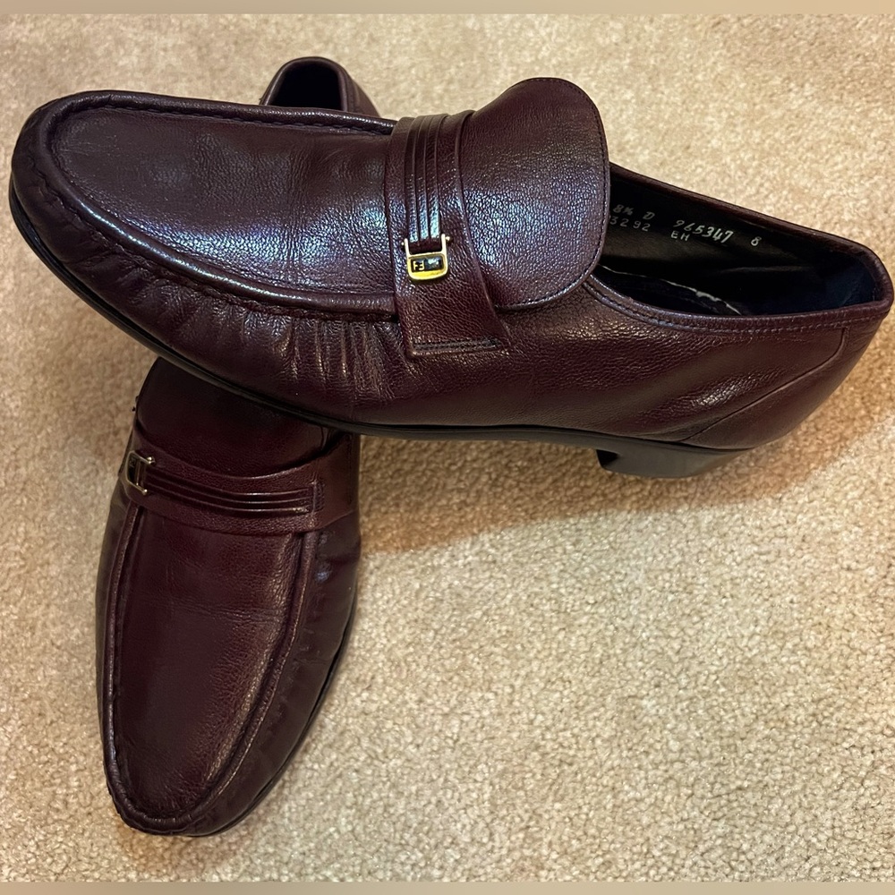 Elegant Reddish Brown Leather Men's Loafers